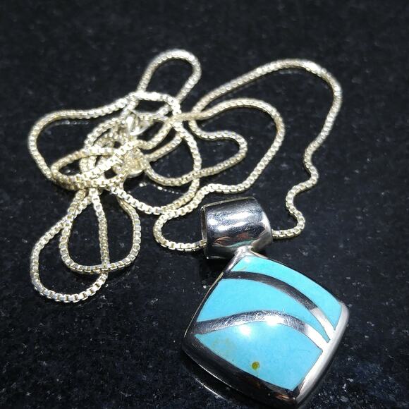 Vintage Lucite Turquoise Pendent Necklace, Sterling Italy Box Chain - Picture 3 of 10